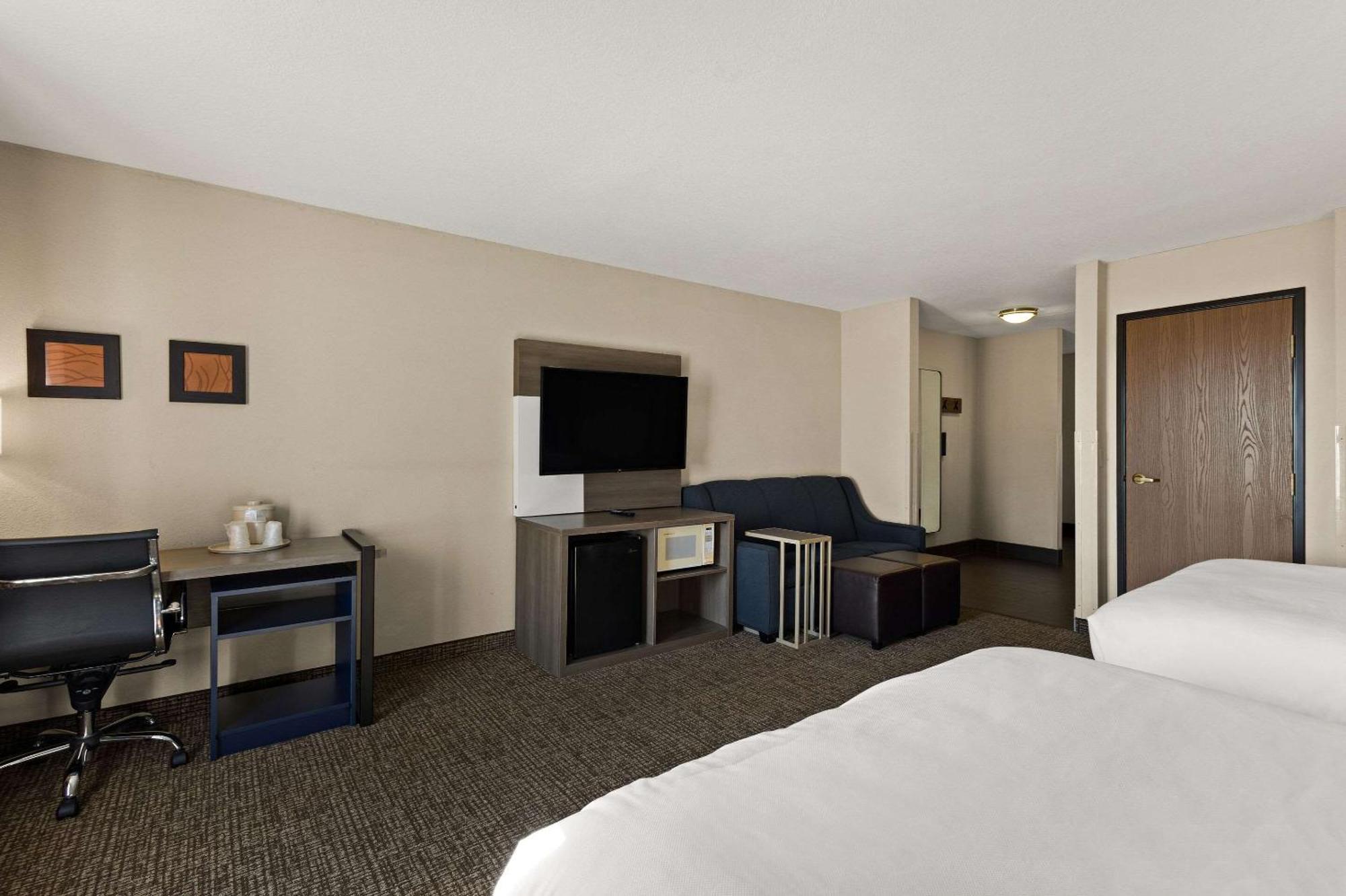 Comfort Inn Huntington Near University Exterior foto