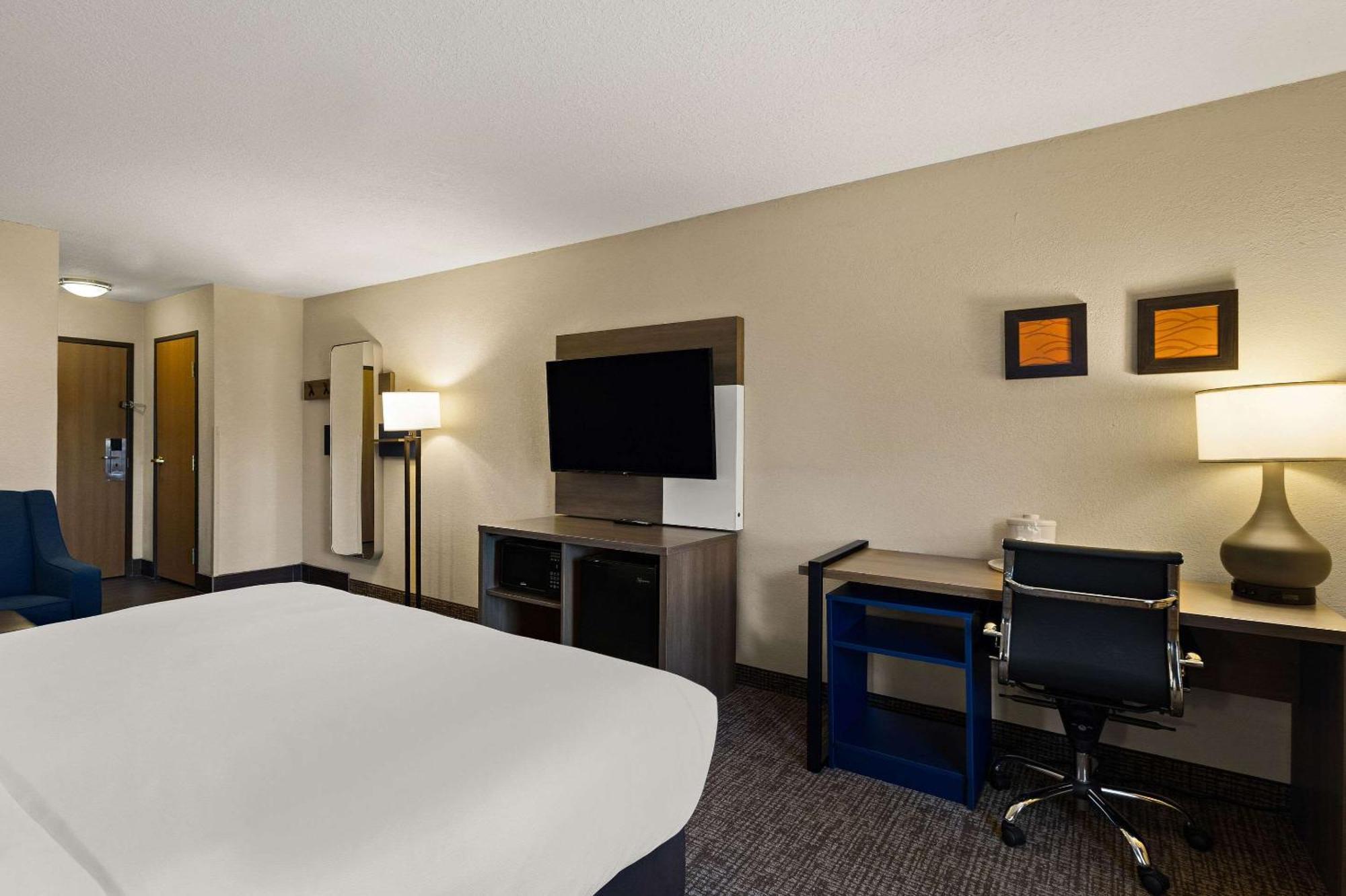Comfort Inn Huntington Near University Exterior foto